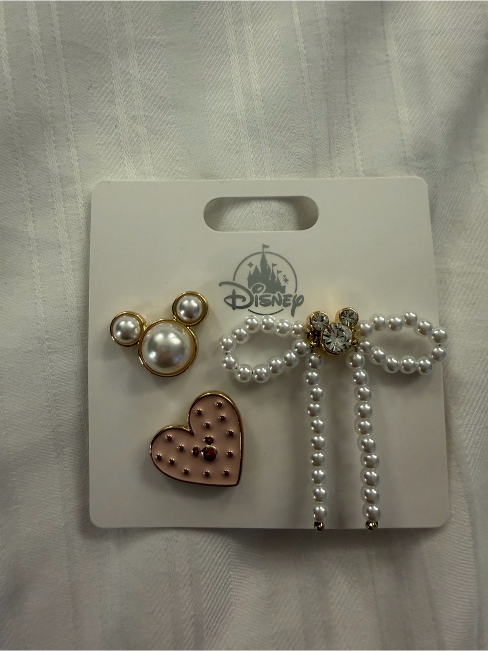 Disney Pearl Bow, Pink Heart & Pearl Mickey brooch Pin Set